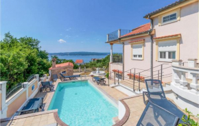 Stunning Home In Dramalj